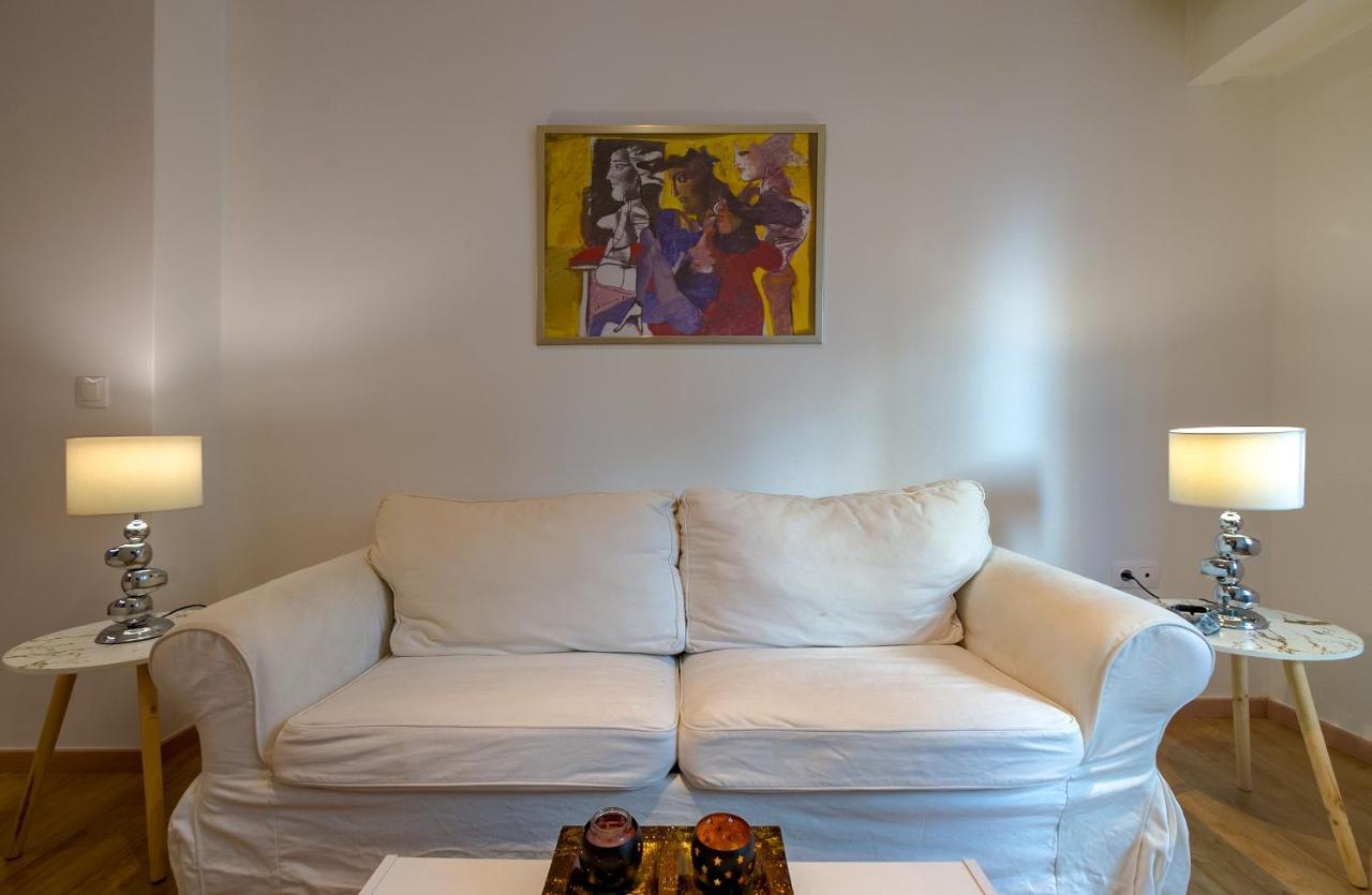 Nice 1Bd Apartment Close To Metro Station Ampelokipoi Athens Exterior photo